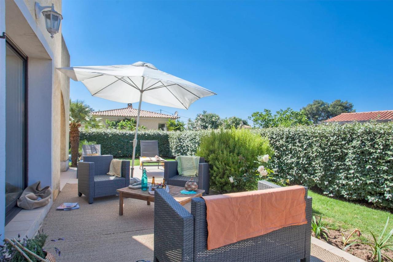 location de vacances Olivier jardin privatif et piscine chauffée partagée Calvi  Extérieur photo